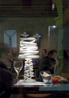 03.StudioItaliaDesign-CurlMyLight